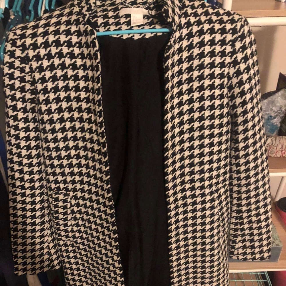 H&M longer checkered jacket
